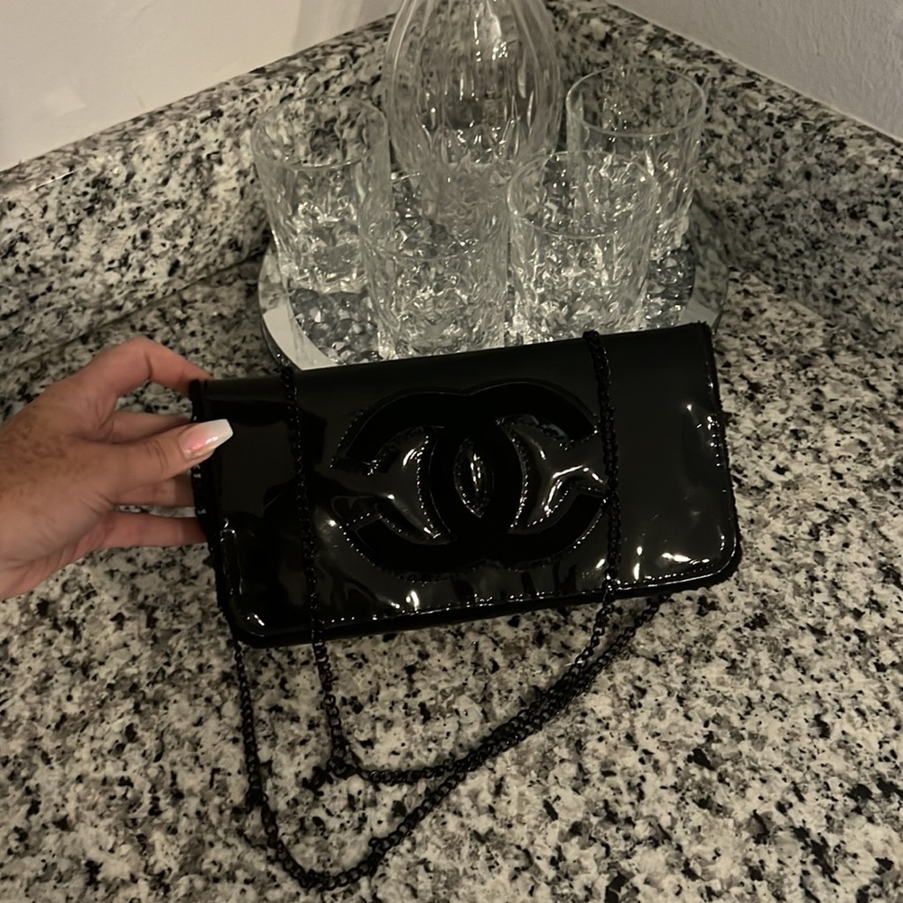 🤩✨CHANEL clutch black makeup pouch crossbody shoulder bag